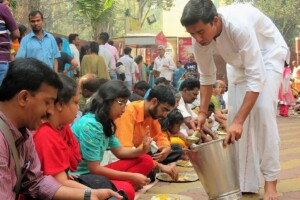 Annadān for 100 pilgrims